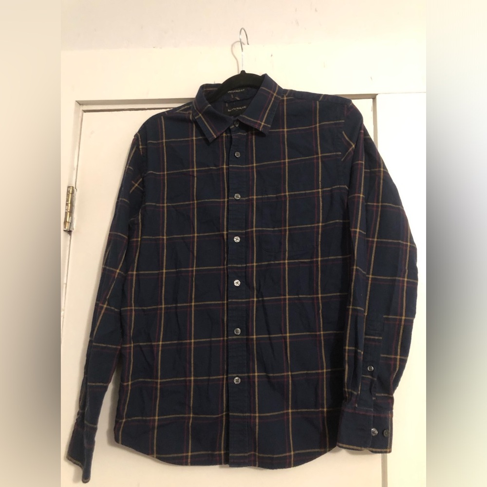 Banana Republic Navy Plaid Button-Up Shirt with Gold and Burgundy Windowpane